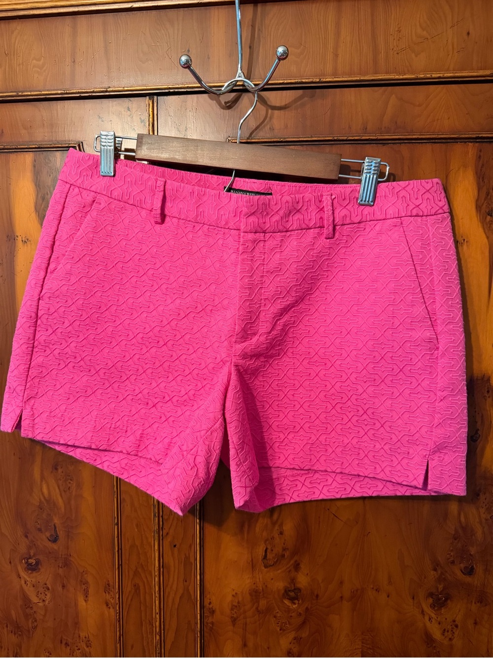 Banana Republic Bright Pink Textured Stretch Bermudas